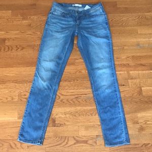 Levi’s 524 Too Superlow Jeans
